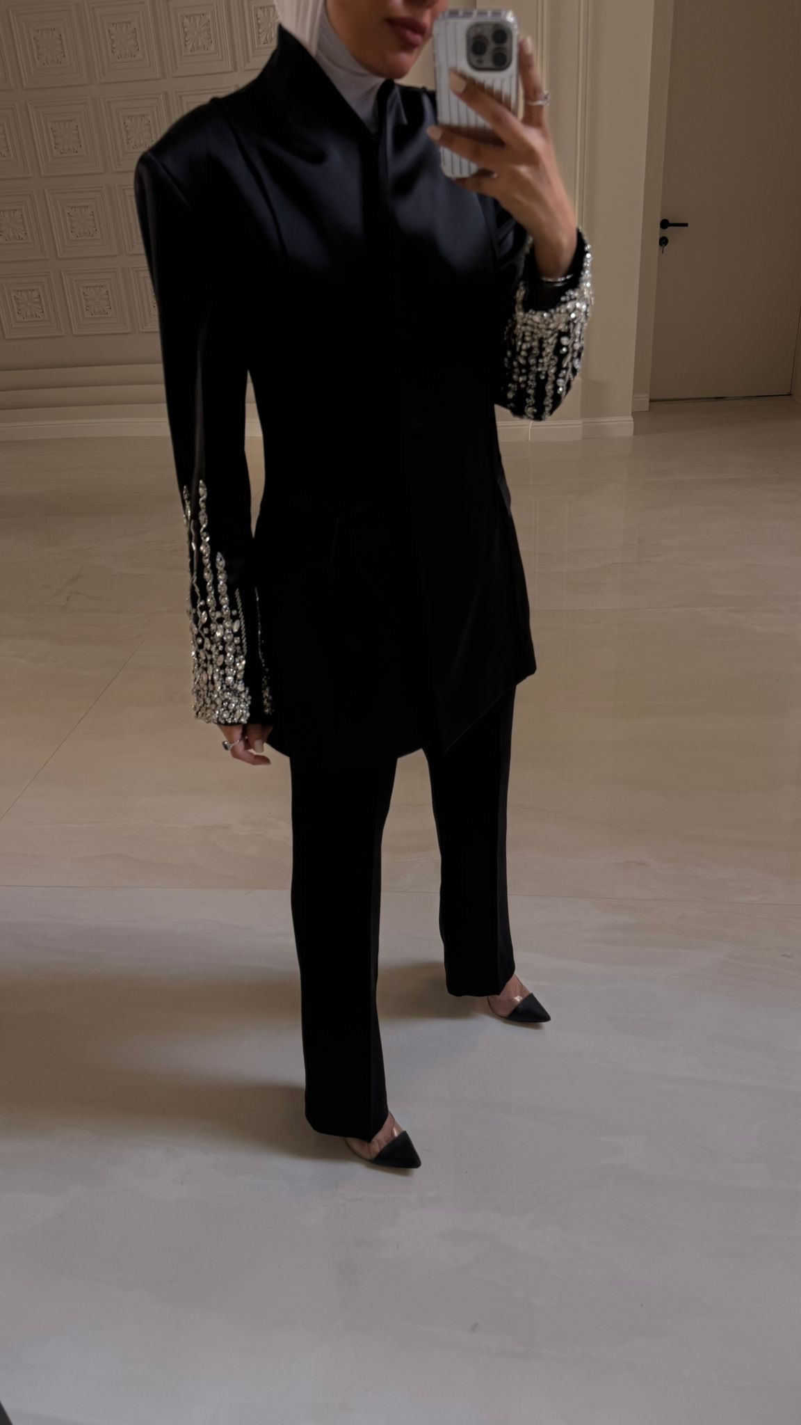 Eid - crystal black blazer - الصورة 3