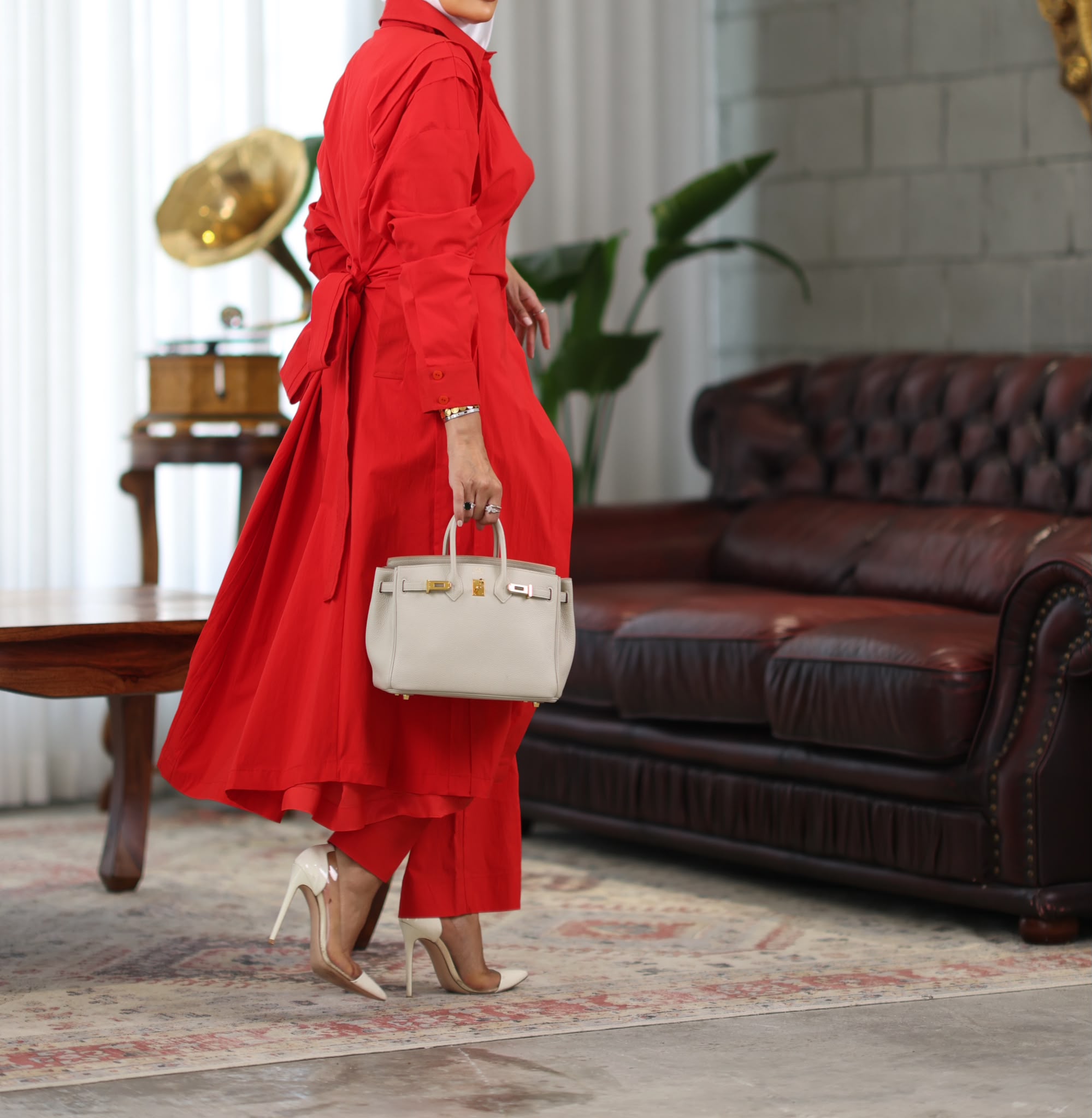 Fitted red set - Image 4